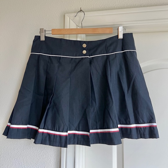 NAVY PLEATED COTTON SKIRT - Picture 1 of 4